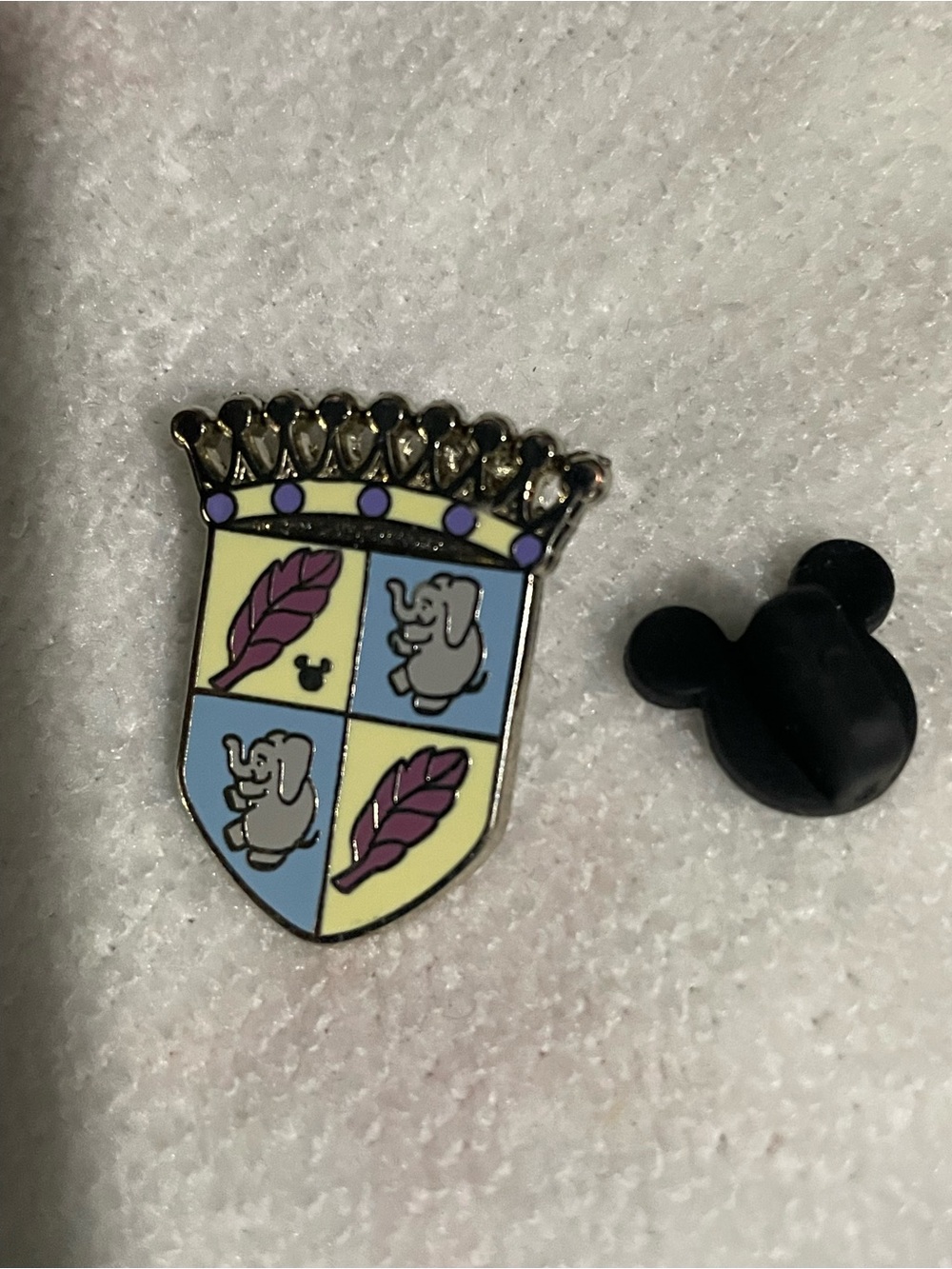 Disney Dumbo Hidden Mickey Pin – Fantasyland Crest